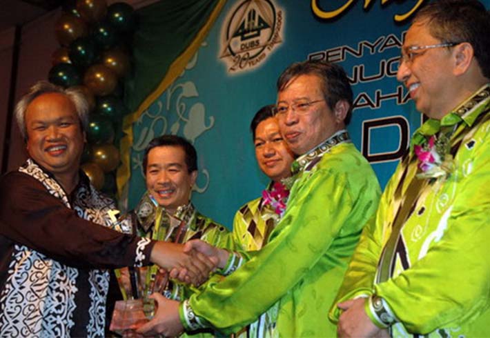 Anugerah Usahawan Bumiputera 2005/2006, Kategori Anugerah Presiden, YBhg. Datuk Hasmi Bin Hasnan