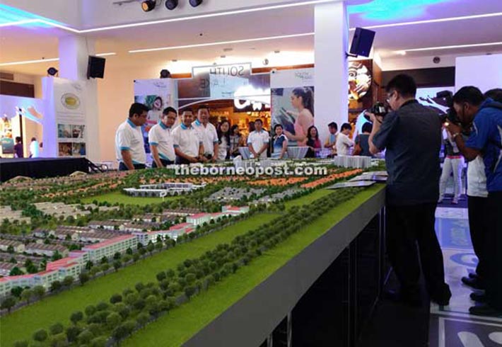 South Lake a reflection of Miri affluence, says Lee